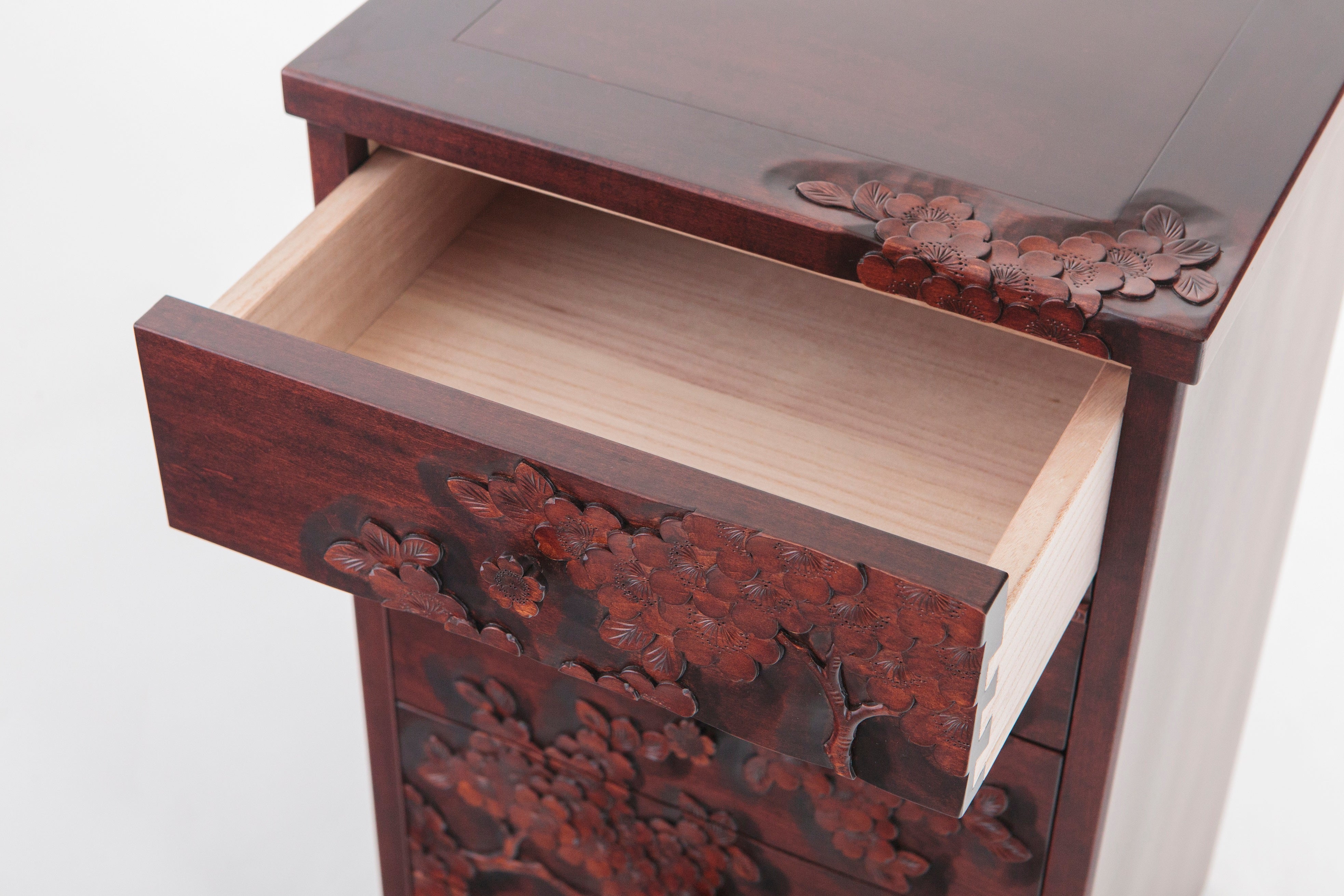 軽井沢彫の家具商品一覧｜元祖軽井沢彫大坂屋家具店 | 大坂屋家具店