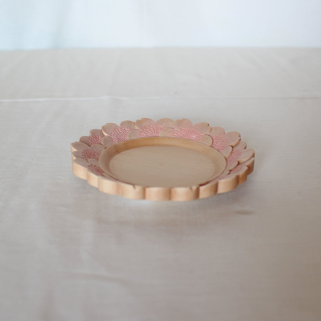 茶托　花びら　彩色