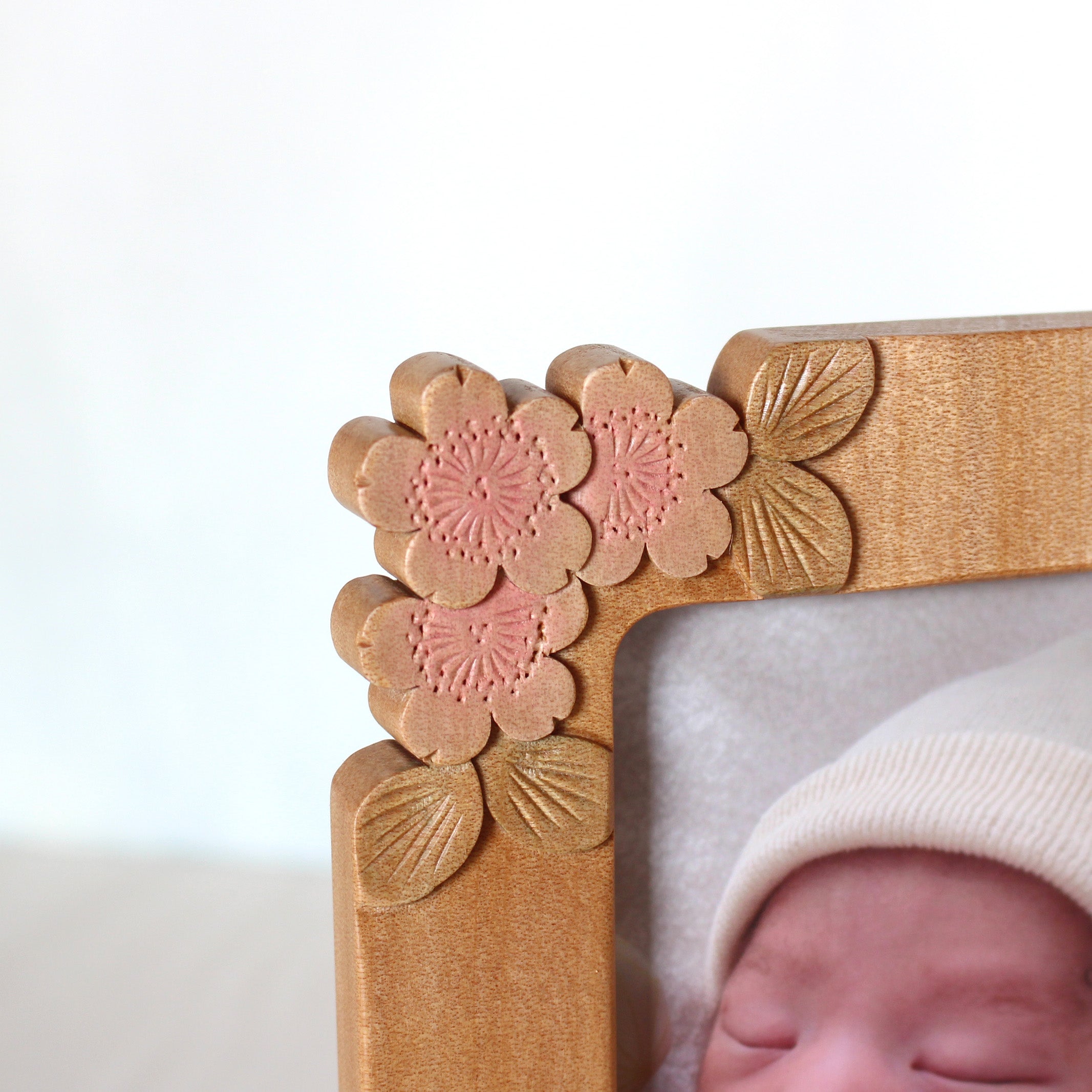 軽井沢彫）写真立て ダブル Lサイズ ポイント彫 彩色 | 大坂屋家具店